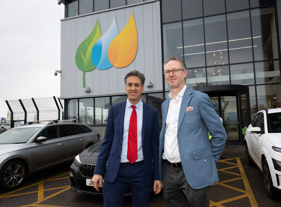 Ed Milliband visits ScottishPower Renewables’ offshore wind base in Lowestoft